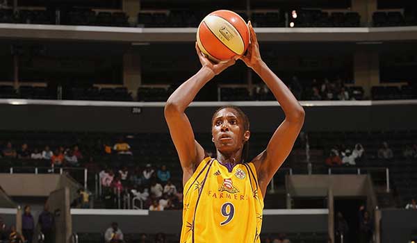 Lisa Leslie Should Play for Tampa's WNBA Team