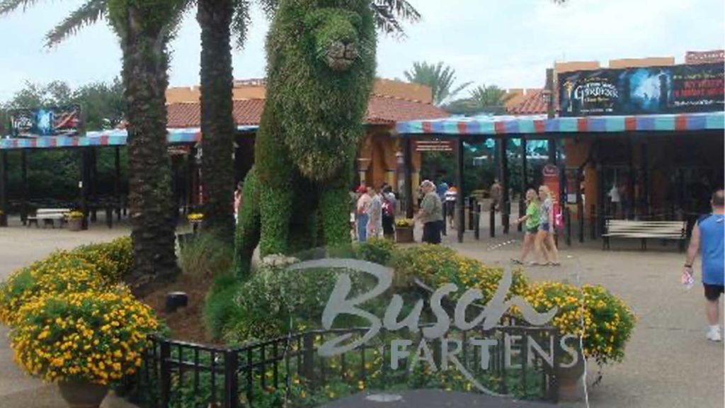 Busch Gardens Sign changed to say Busch Fartens