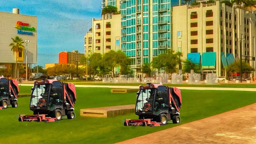 Lawnmower Races in Downtown Tampa
