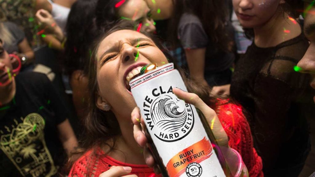 White Claw to Sponsor Graduation Party