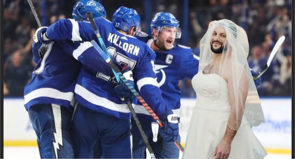 Man marries the Tampa Bay Lightning