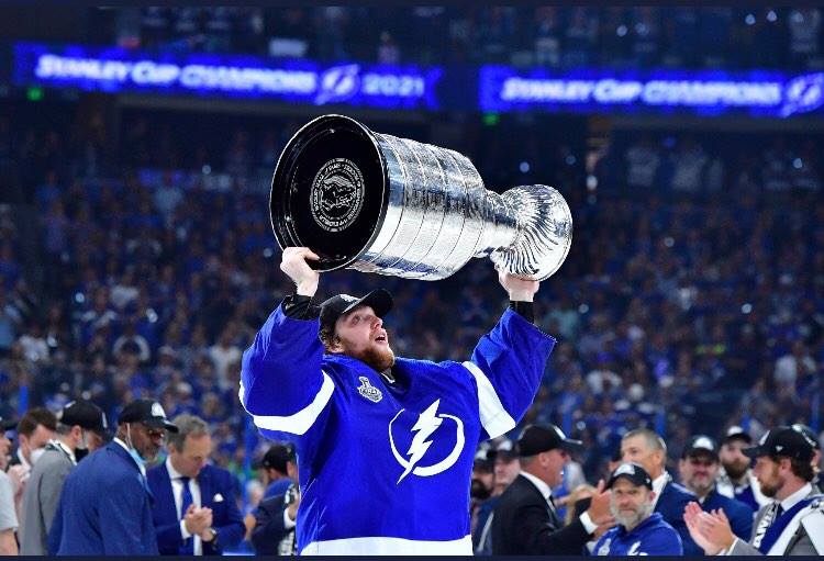 Lightning Win Cup Again